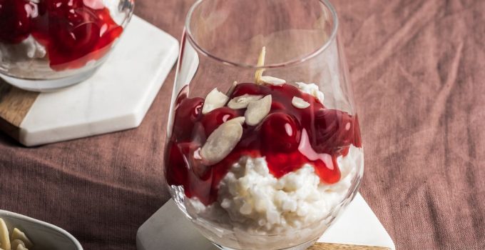 Healthy dessert made with rice and milk and red crans