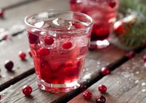A refreshing drink made with cranberries, lemonade and sparkling water