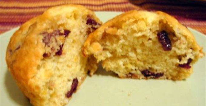 Lemon Muffin with Dried Cranberries