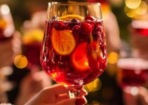 Spiced Cranberry Mulled Wine